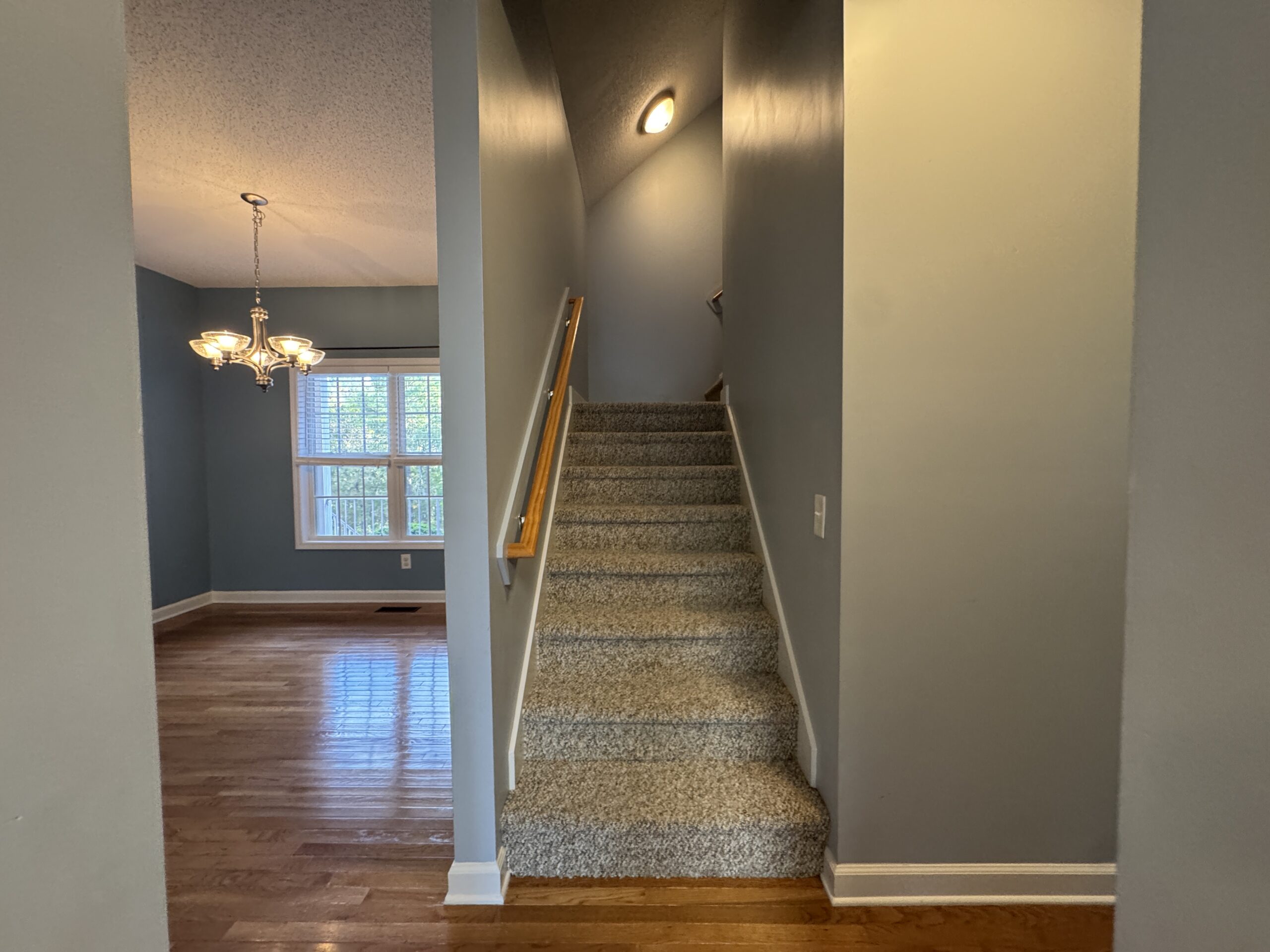 16 1 Van Buren Interior