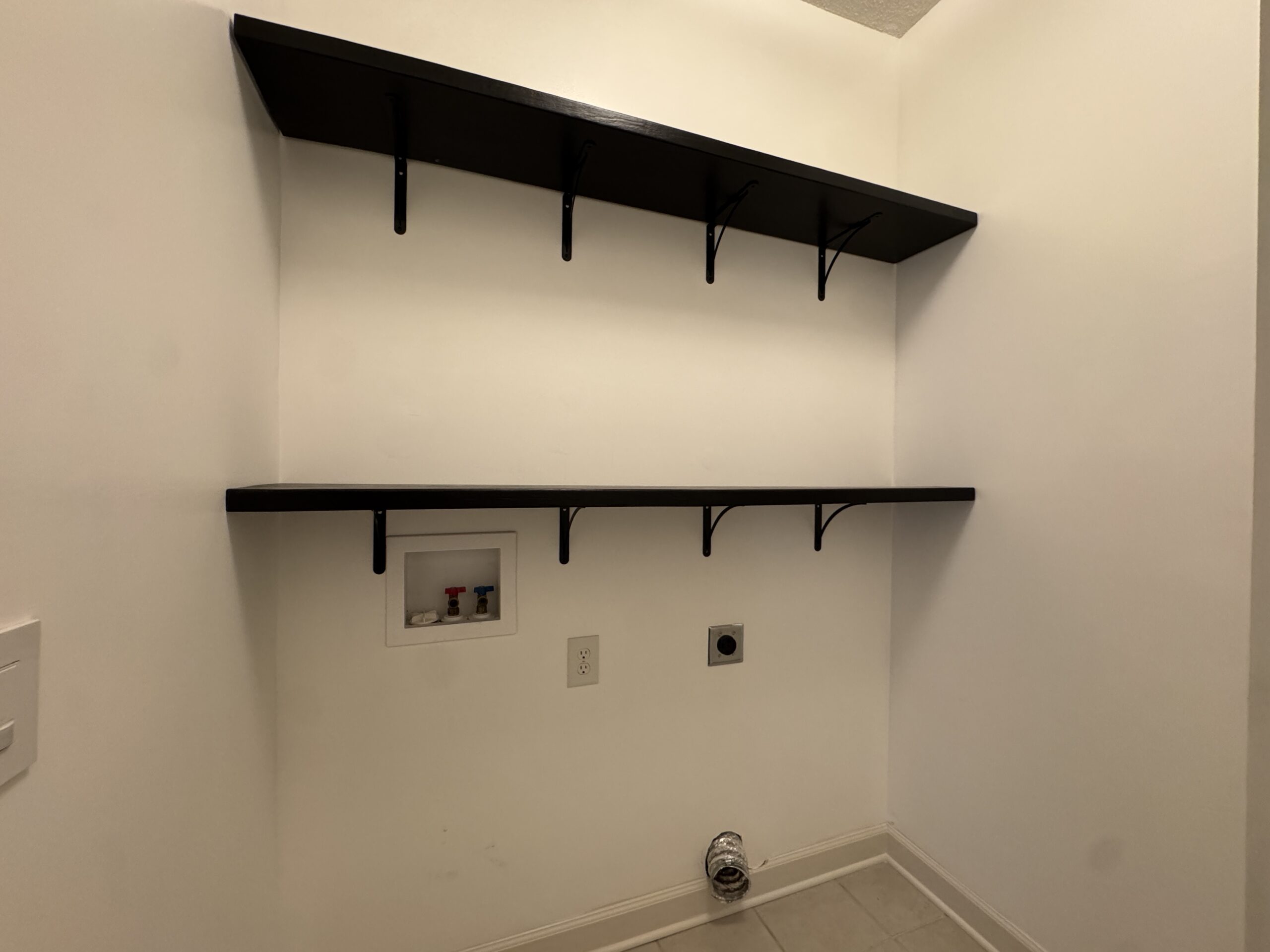 18 1 Van Buren Laundry