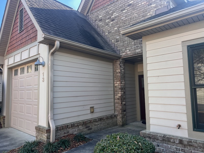 1 - 13 Elk Ridge Exterior