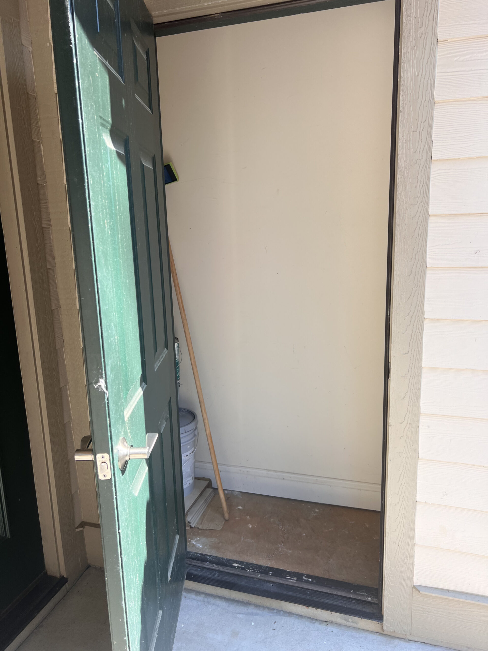 10 - 13 Elk Ridge Patio Storage