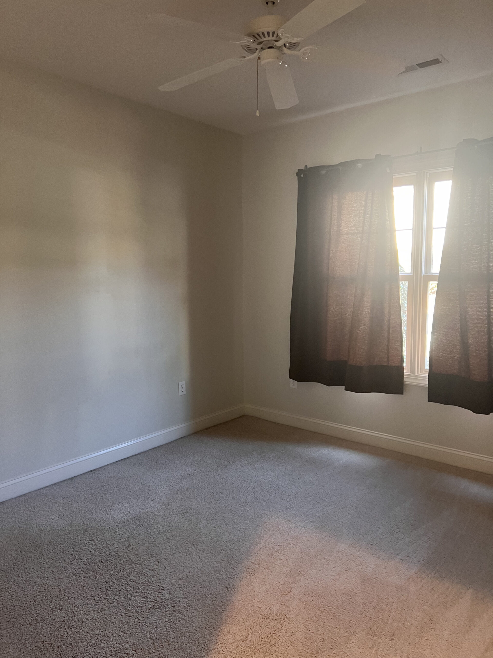 15 - 13 Elk Ridge Bedroom