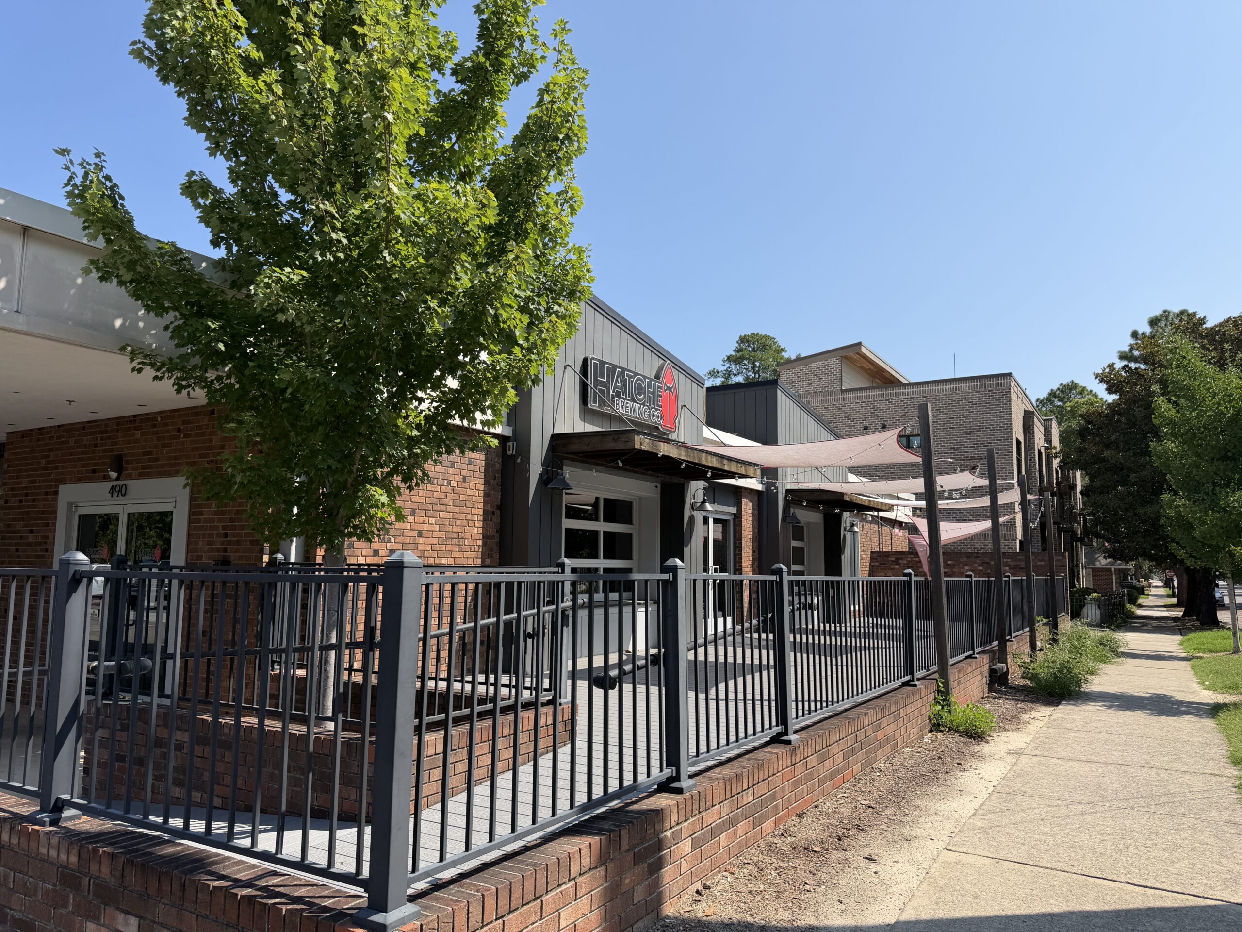 2 490 SW Broad St Exterior